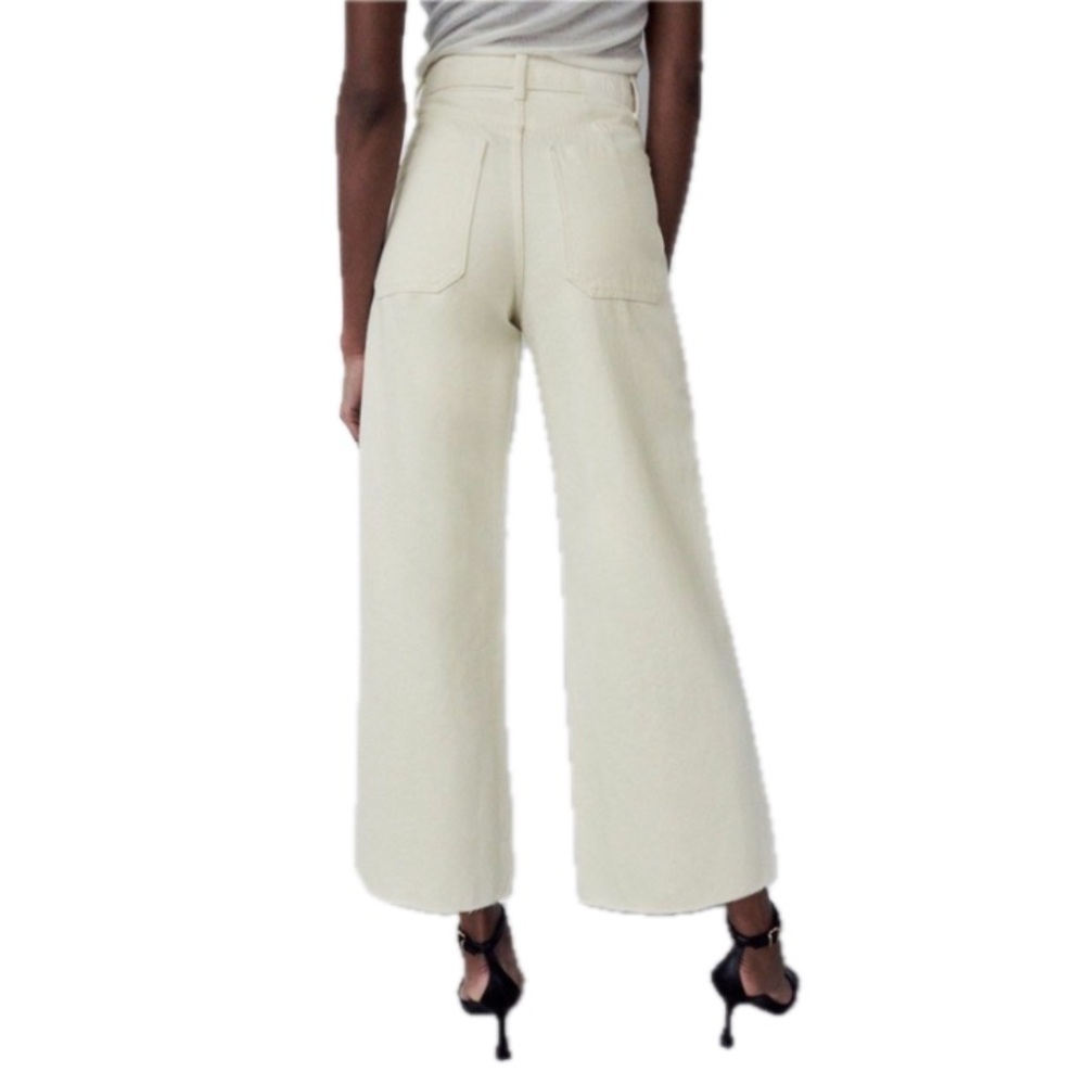 Zara High Rise Super Wide Leg Crop Jeans Size 8 White 100% Cotton EUC